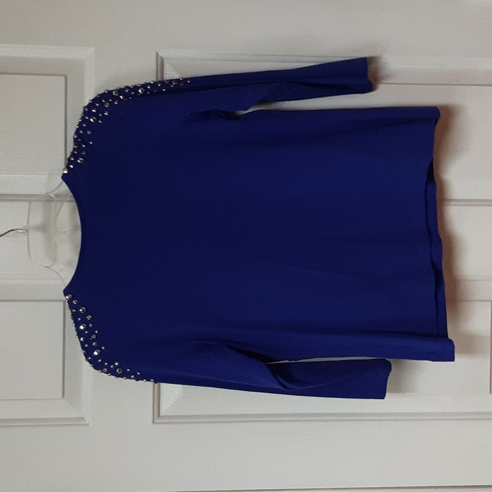 Bundle & Save Ruby Red Top- Euc, Beautifulsize Pm - image 8